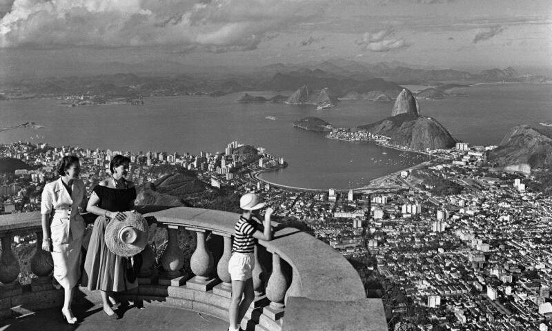 blick_auf_rio_de_janeiro_vermutlich_aus_der_christus-statue_in_corcovado_1948_0.jpg