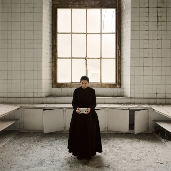 marina-abramovic-the-kitchen-v-holding-the-milk.jpg