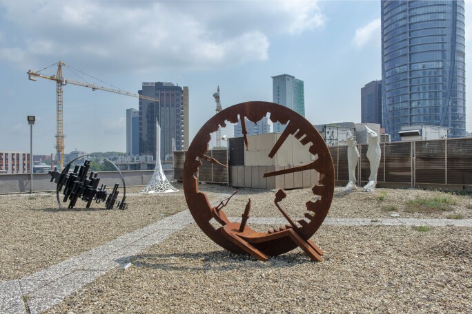 Elgiz-museum-terrace2.jpg