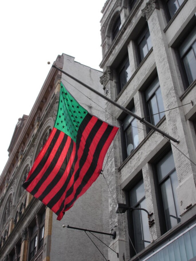 studio-museum-hammonsflag.jpg