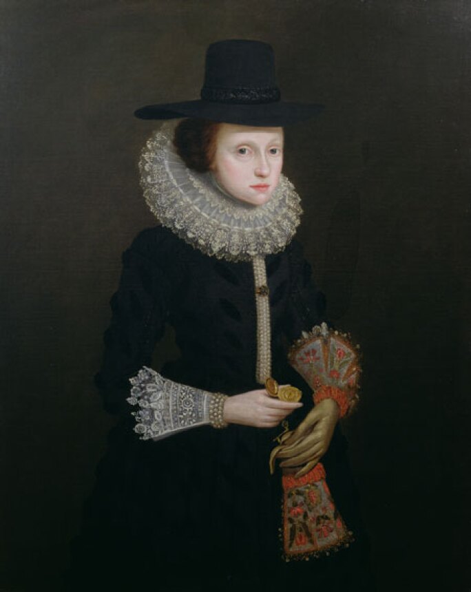 costumist-gloves-4.jpg