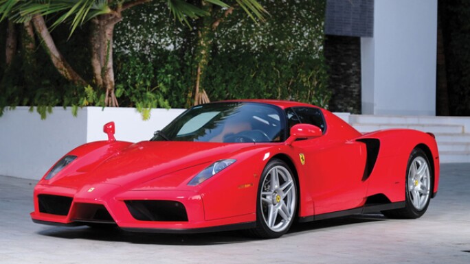 tommy-hilfiger-ferrari.jpg