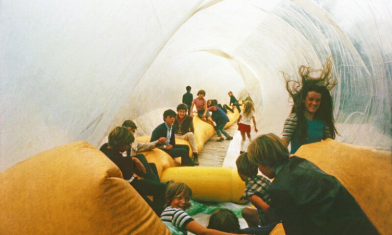Eventstructure Research Group, 'Tubing', Frederiksplein, Amsterdam, part of 'Six Events', September 1969.