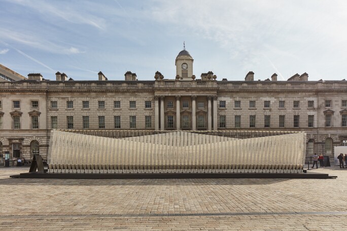 ANIPAKOI, a kinetic installation installed in the Somerset House courtyard that expands and contracts as individuals walk through it.
