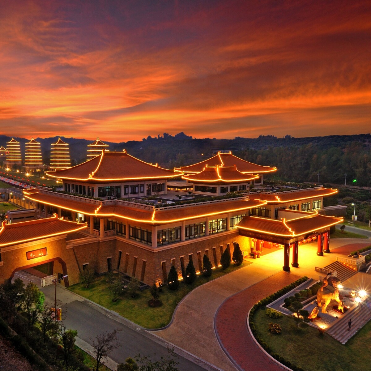 Fo Guang Shan Buddha Museum