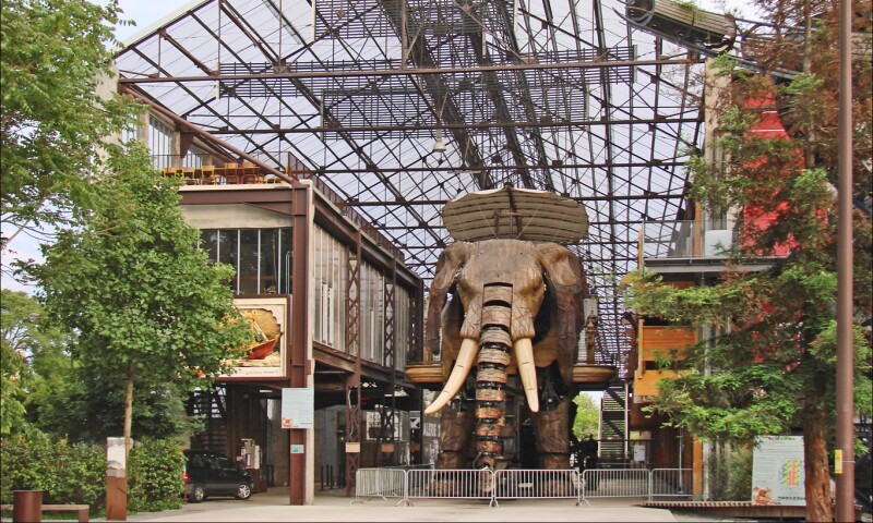 Galerie_des_Machine_detail