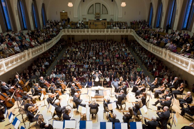 Cadogan Hall audience Alex MacNaughton.jpg