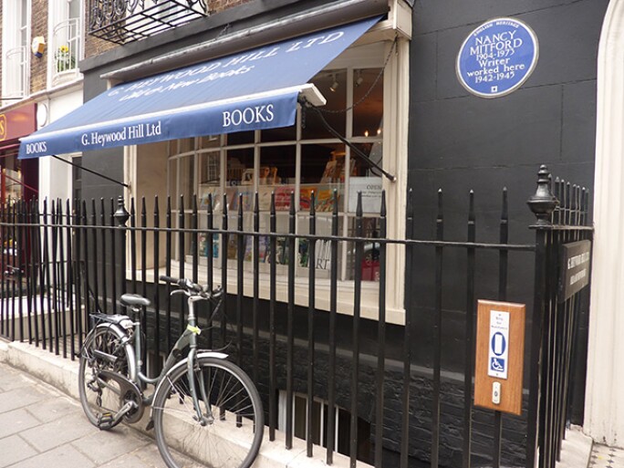 duke-of-devonshire-books-heywood-hill-shop.jpg