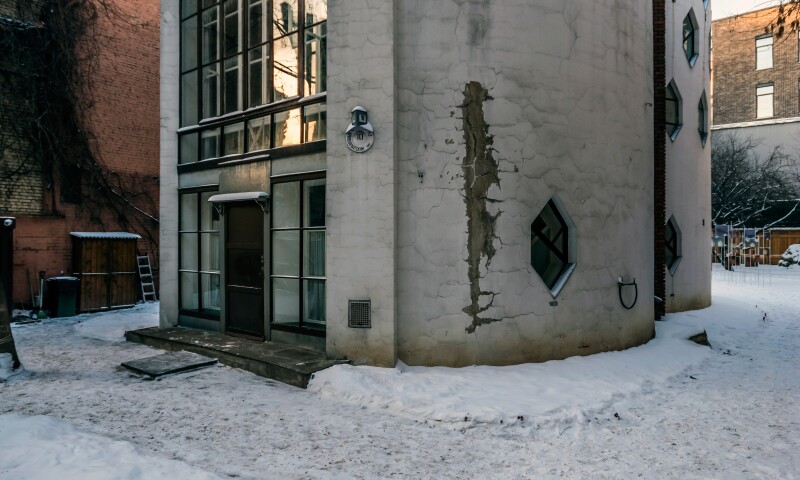 Melnikov_House_in_MSK_(img1).jpg