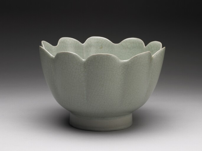Celadon warming bowl in shape of a lotus blossom, Northern Song
