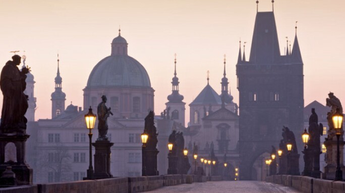 prague charles bridgge