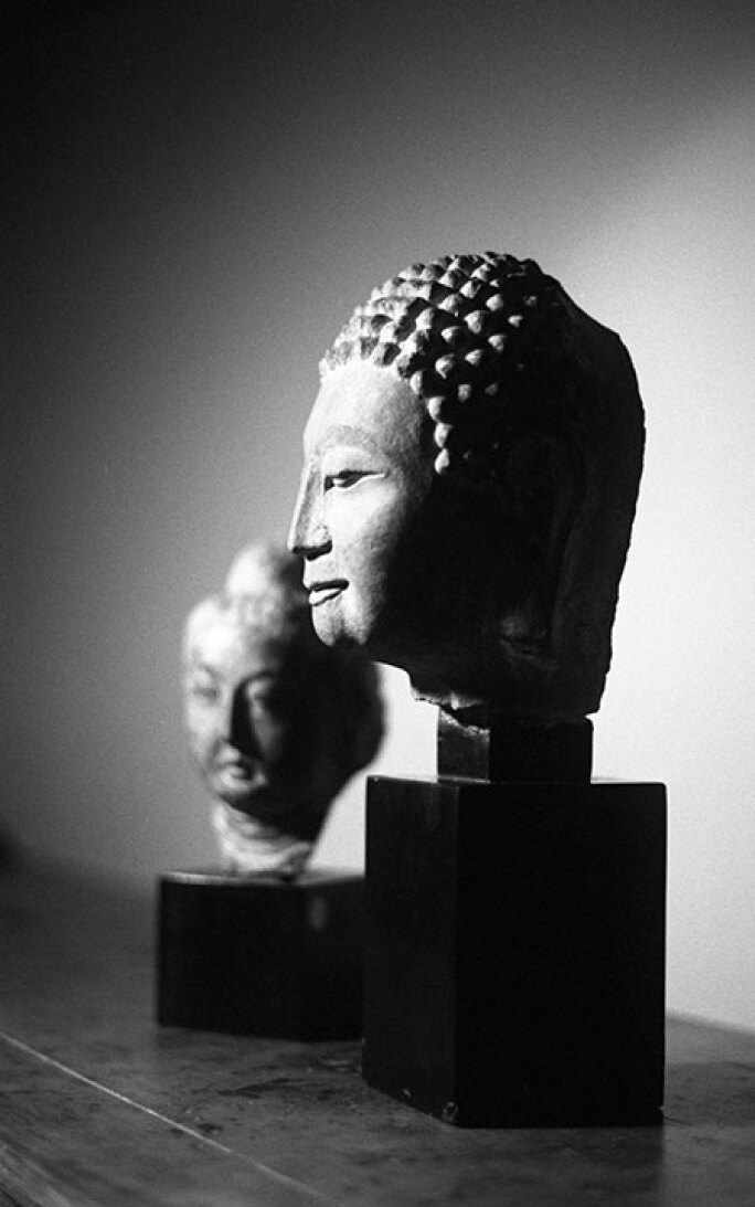 tao-aesthetics-sandstone-head-buddha-bw.jpg
