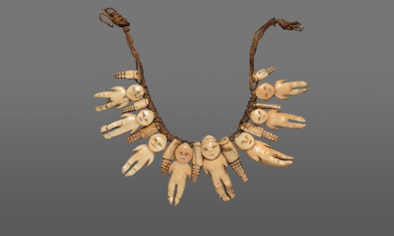 Necklace_Royal Academy.jpg