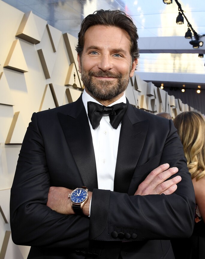 bradley-cooper-iwc-wristwatch-oscars