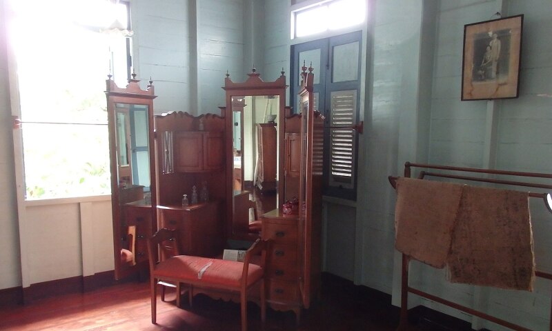 Bangkok Folk Museum_Interior.jpg