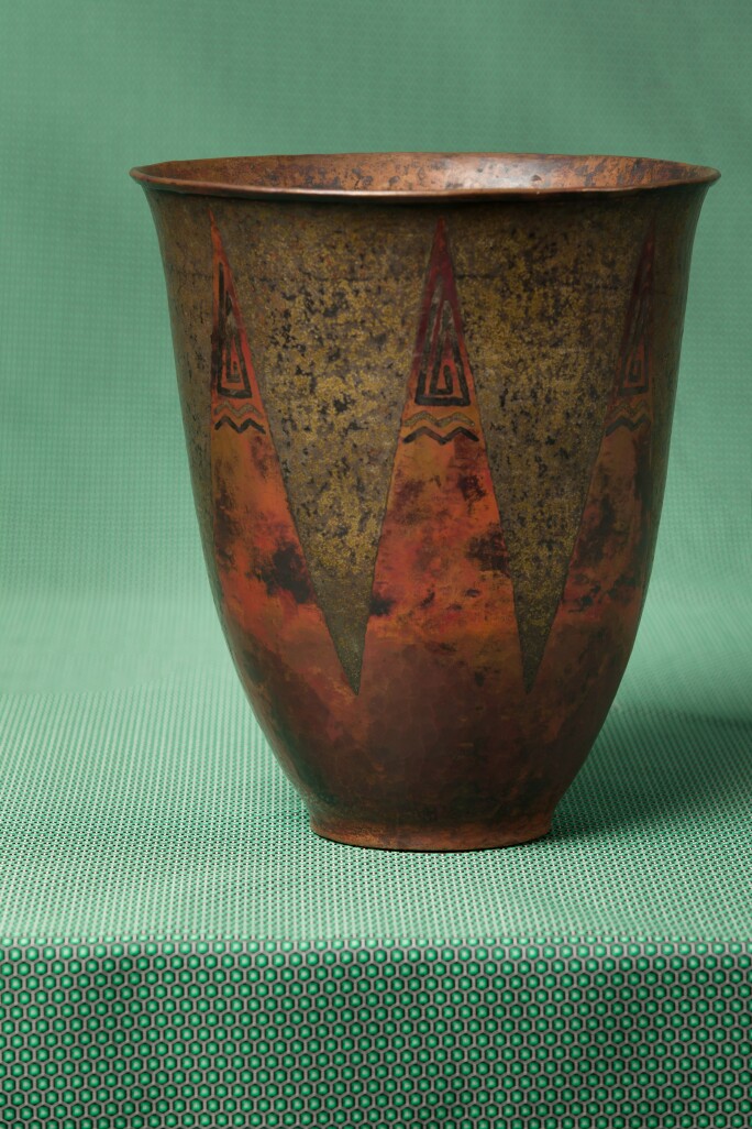 paris-design-results-2018-linossier-vase.jpg
