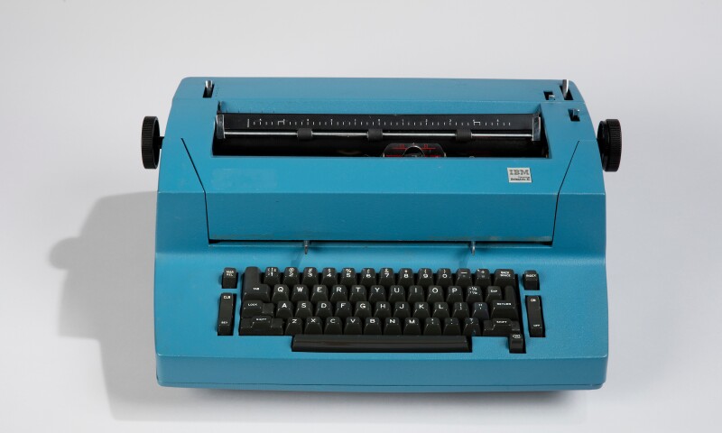 Model 895 Typewriter