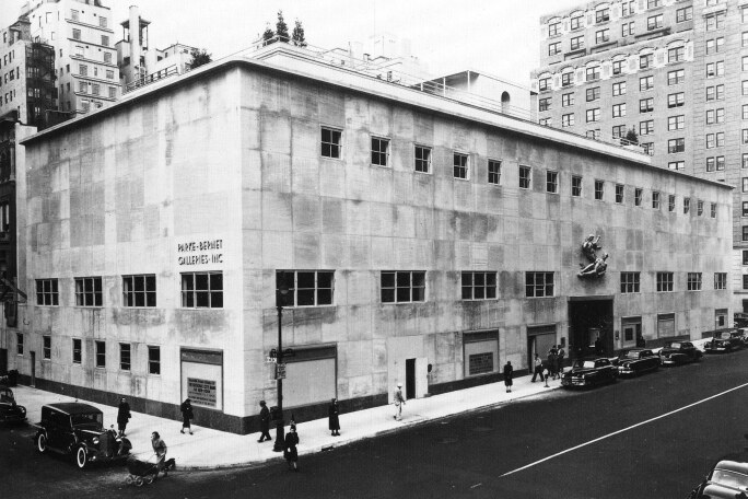 The Parke-Bernet galleries at 980 Madison Avenue, mid-20th century