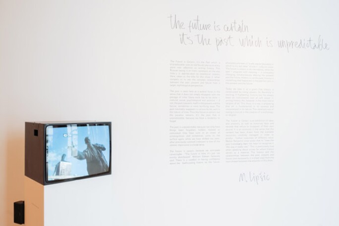revolutionary-exhibitions-1.jpg