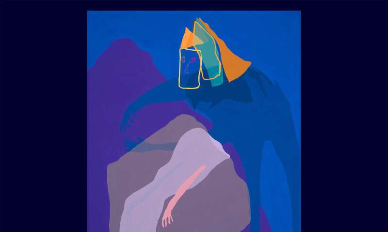 Maia Lynch, Tomb Hug
