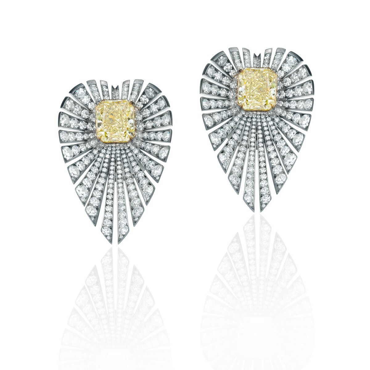 Jeweller Lily Gabreilla Creates Collection for Sotheby's Diamonds Jeweller Lily Gabreilla Creates Collection for Sotheby's Diamonds