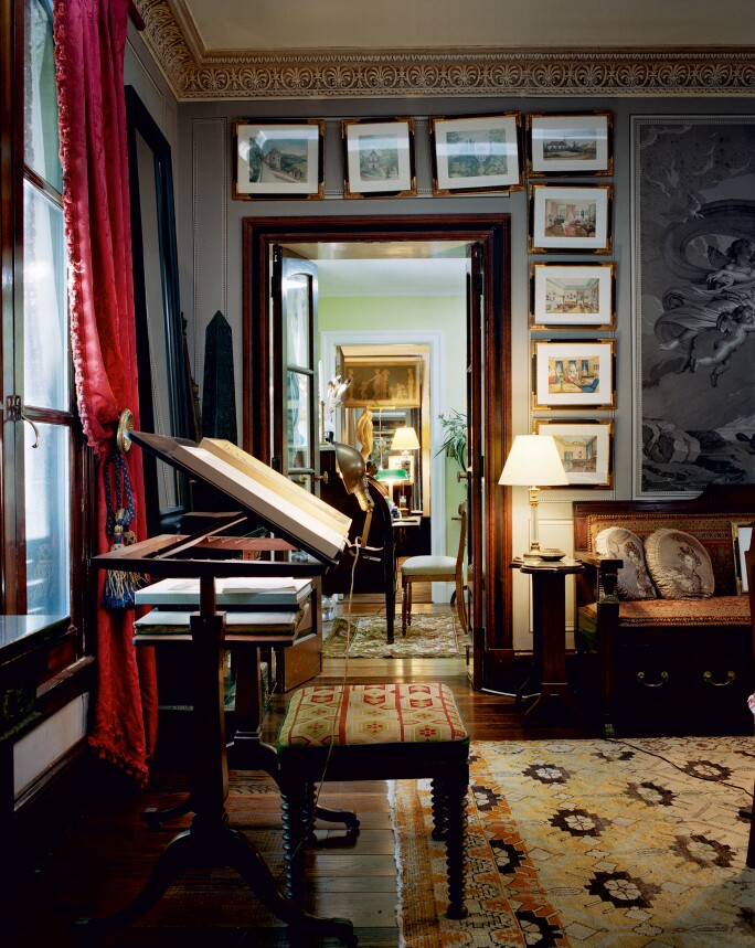SMG1906-JohnRichardsonatHome_p141.jpg