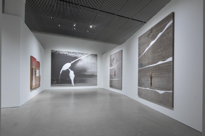 Installation_photo_Julian_Schnabel_Aktions_Paintings_Photo_Anders_Sune_Berg_O5A7971.jpg