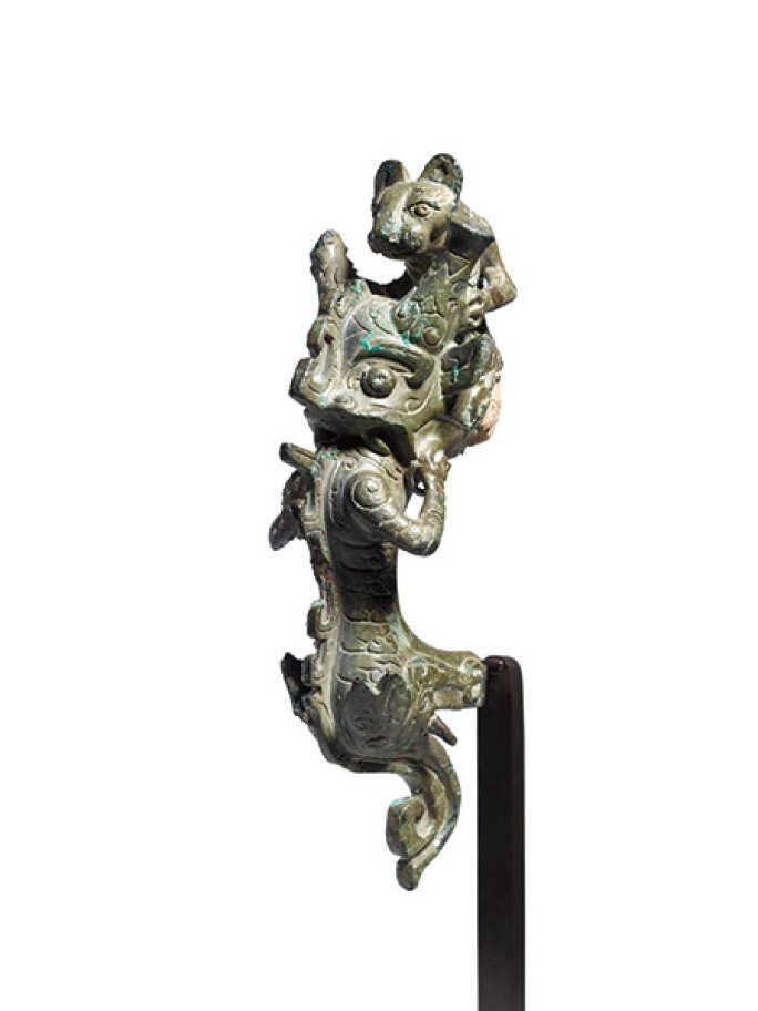 tao-aesthetics-zoomorphic-fragmentary-bronze-handle.jpg