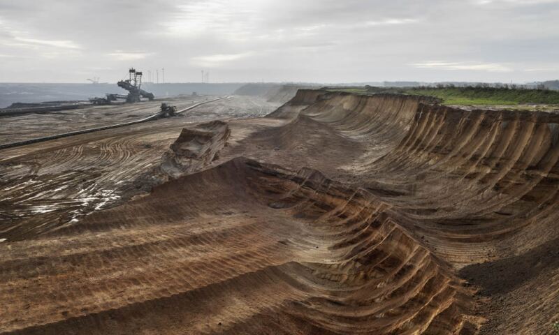 burtynsky.jpg