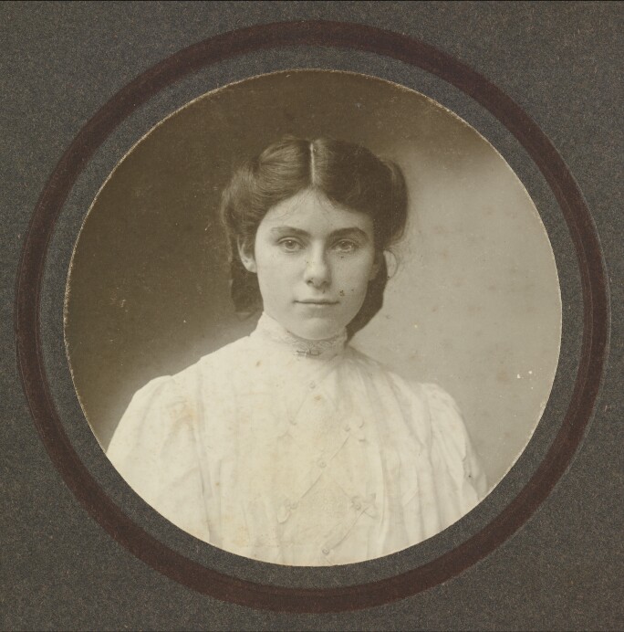 Edith-Bratt-17.jpg