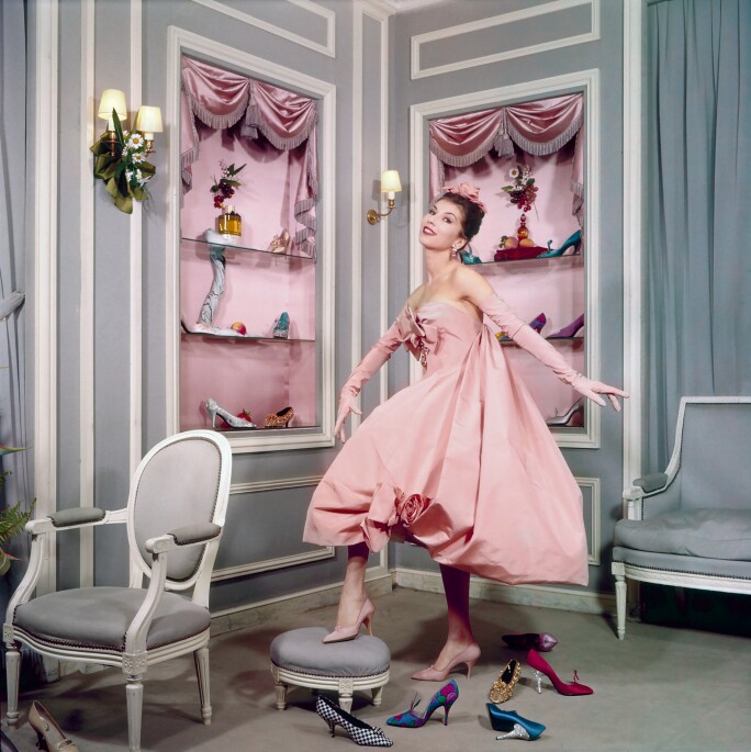 dior-and-his-decorators-shoe-store-model.jpg