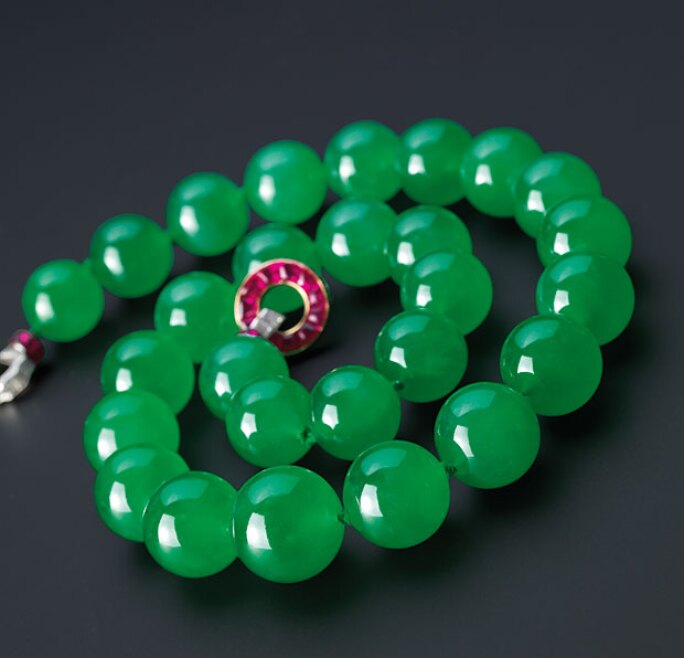 jadeite-necklace-2.jpg